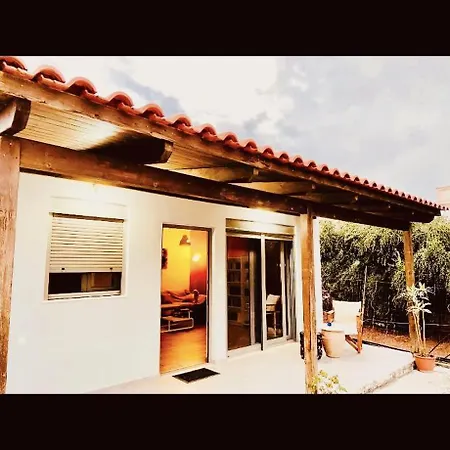 Holiday home Cretanbluebungalowchania *